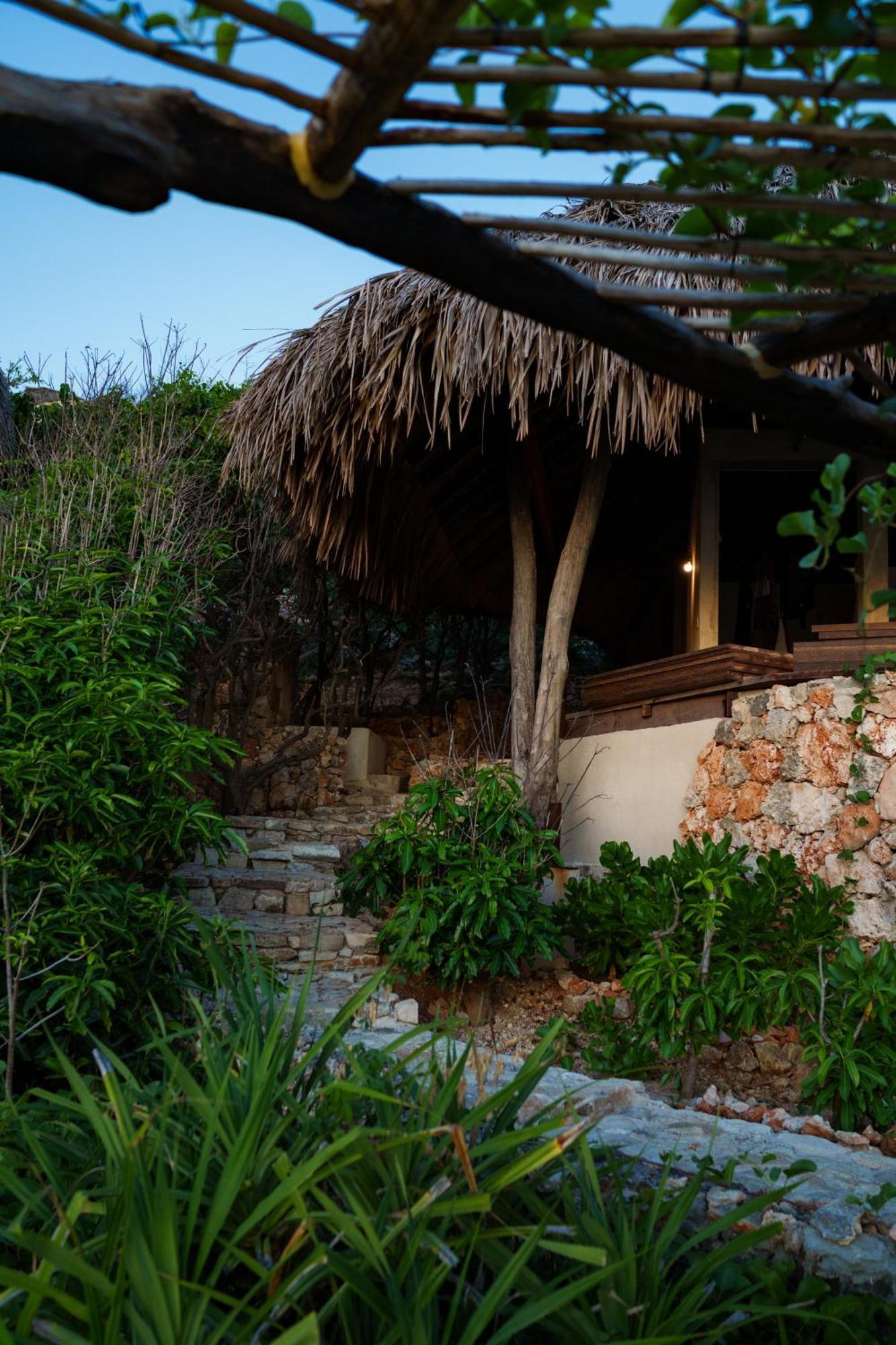 Bo'A Vida Rote Hotel Nembrala Exterior photo